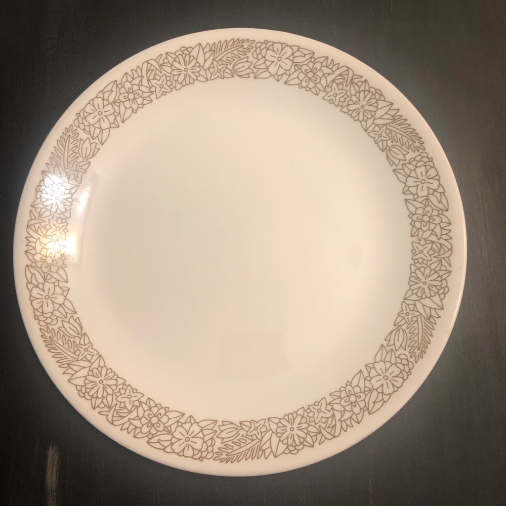 Woodland Corelle plate